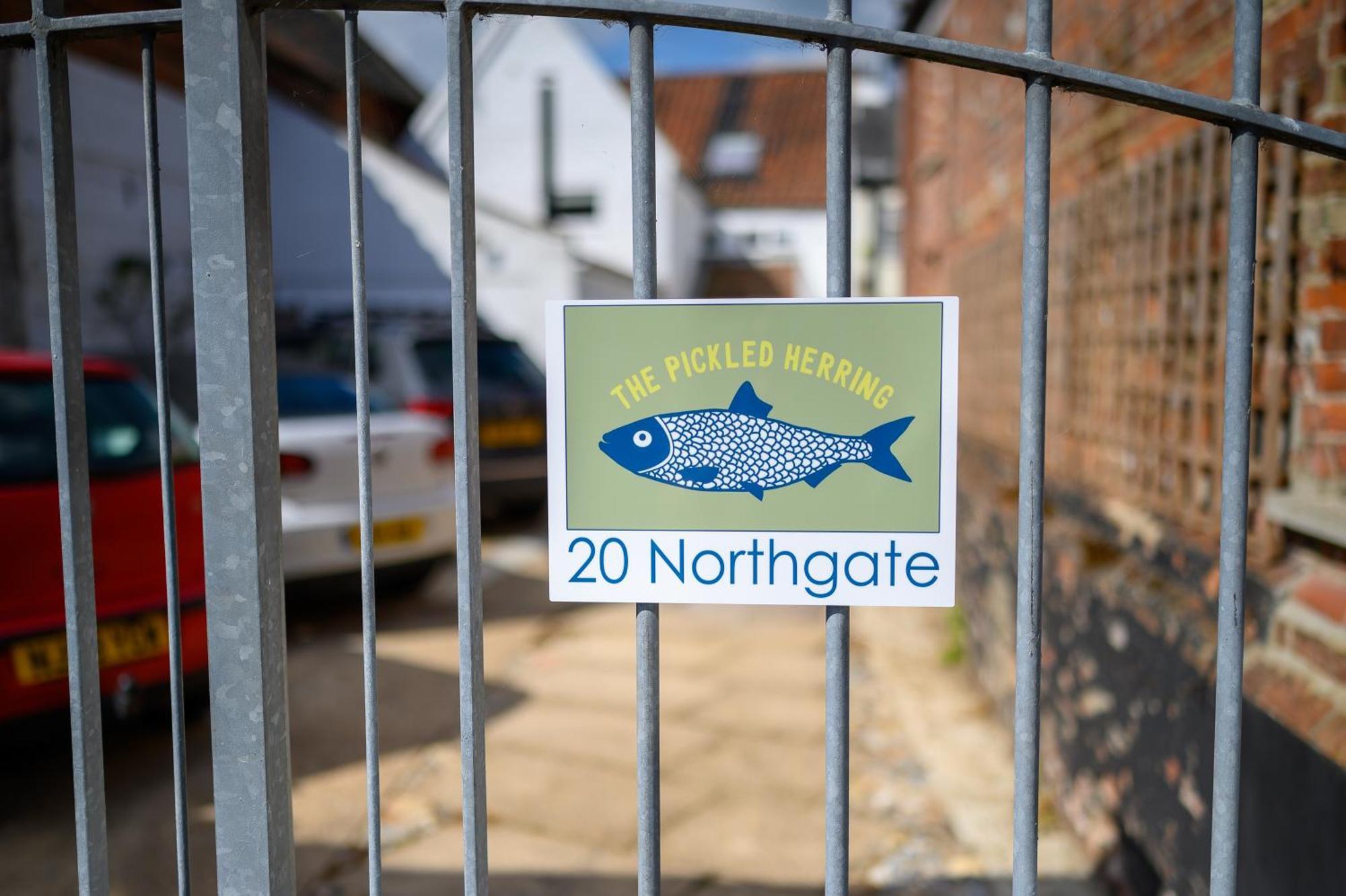 The Pickled Herring Beccles Bagian luar foto